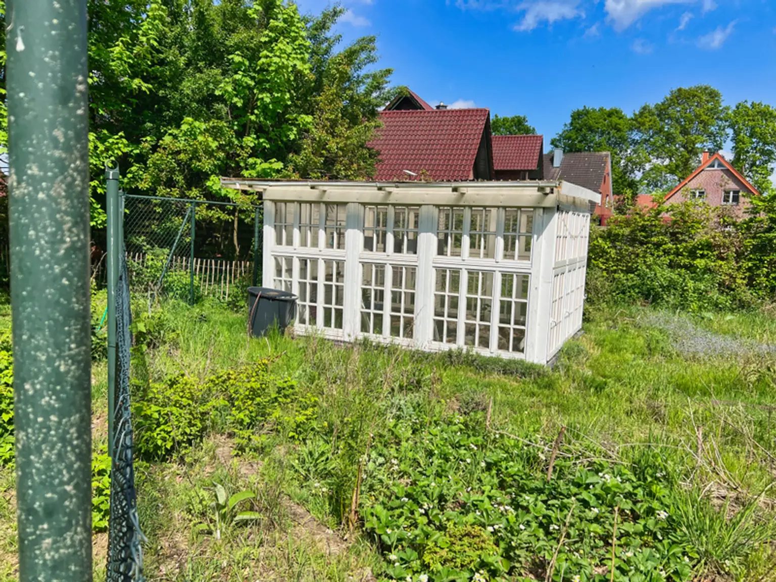 Idylle pur! Haus & Hof in Randlage von Stavern!