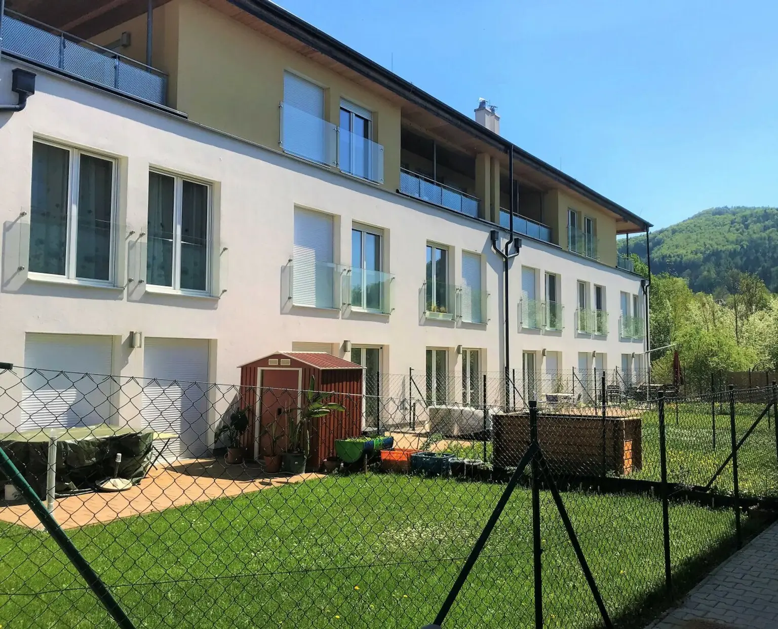 Modernes Wohnjuwel im Pielachtal: Exklusive Maisonette mit zwei Panoramaterrassen!