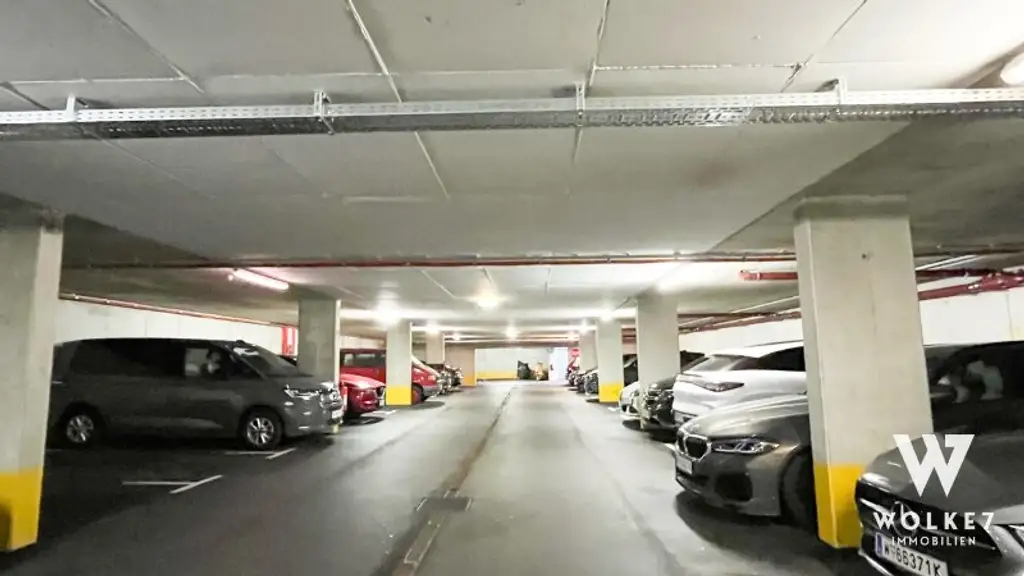 Luxuriöse Neubauwohnung im 15. Stock I ca. 126m² mit großzügiger Loggia & herrlicher Aussicht auf den Wienerberg inkl. Garage