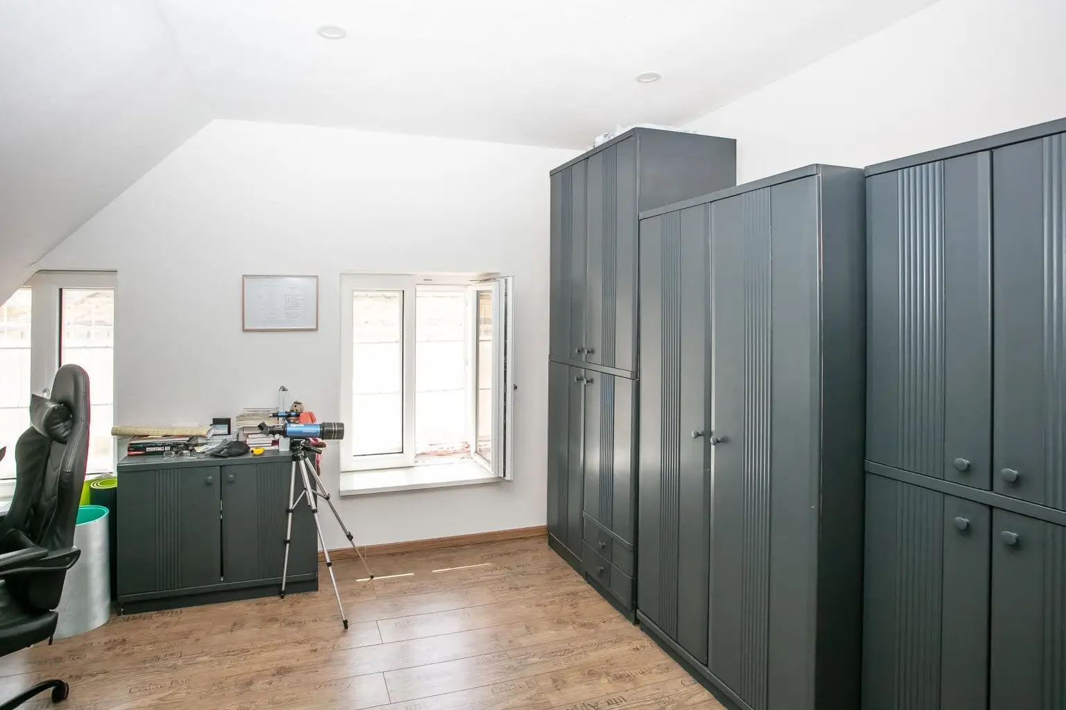 Arbeitszimmer DG_ Steiner Landstr