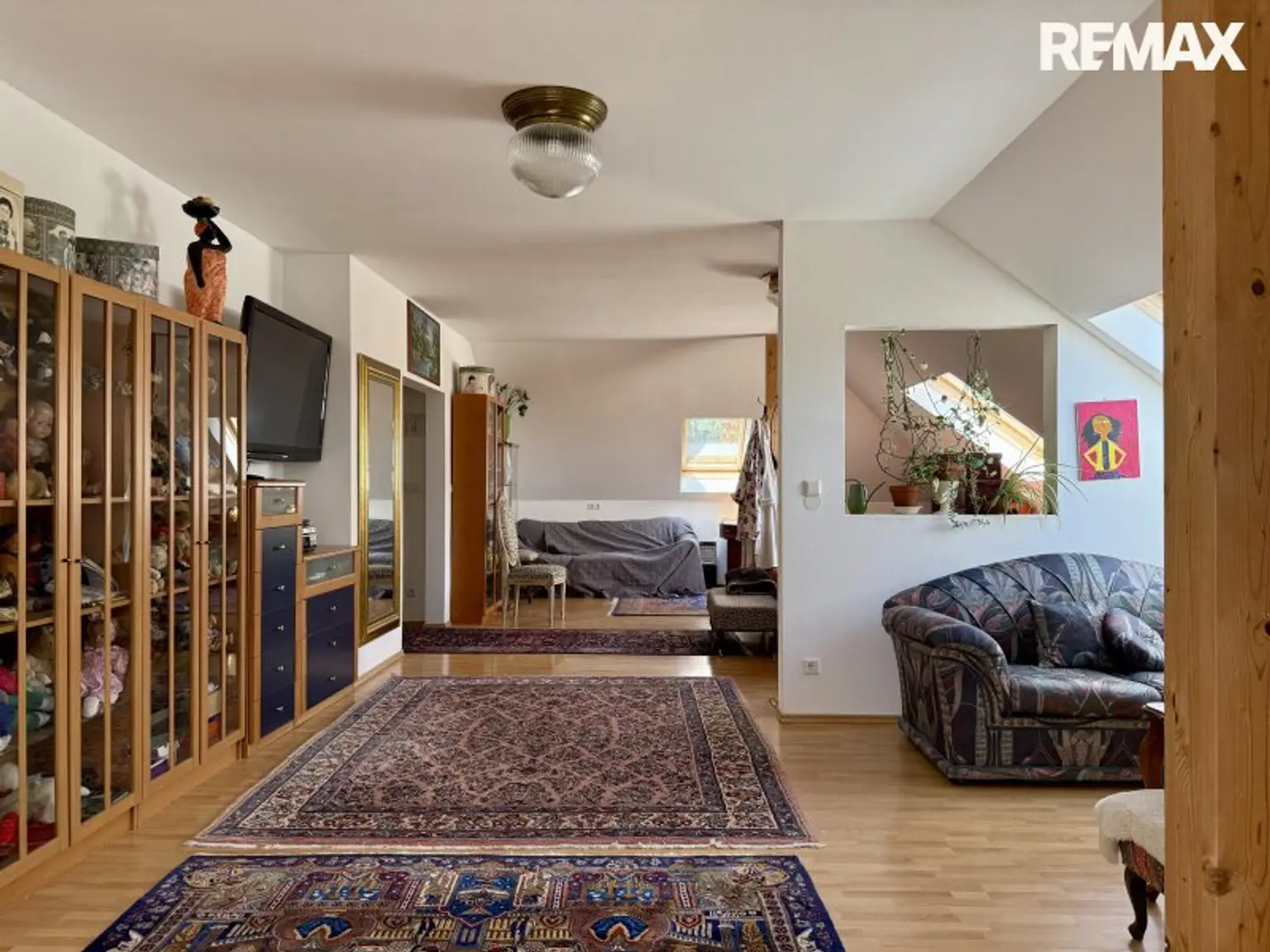 Hohe Wand - Einfamilienhaus mit 3 Wohneinheiten auf 1.100 m² Grund!