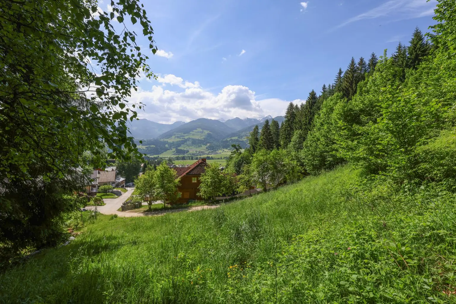 Grundstück mit Aussicht
