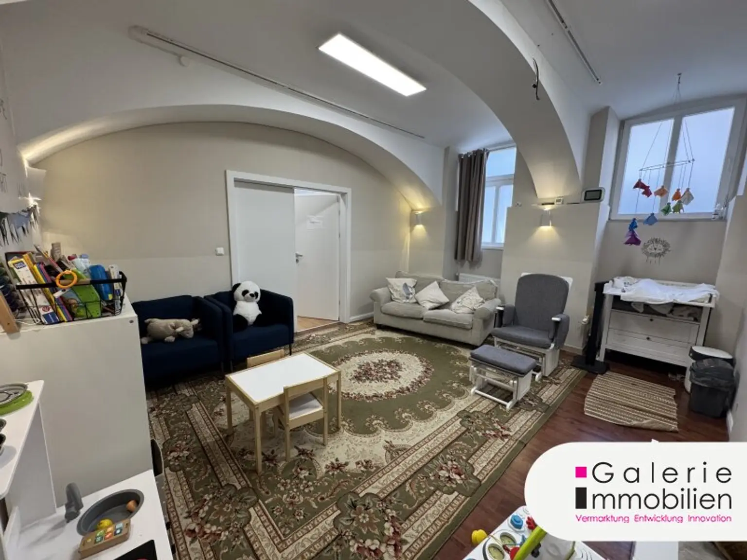 Büro 1