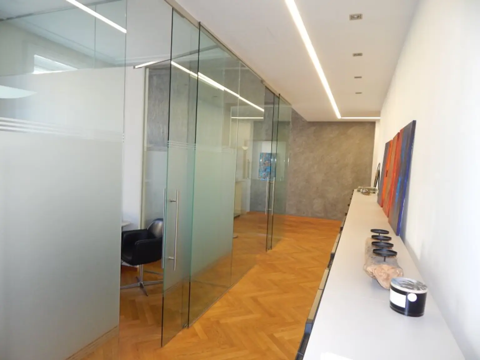 Modernes saniertes Büro/Praxis in zentraler Lage, mit allen Extras - nähe Oper