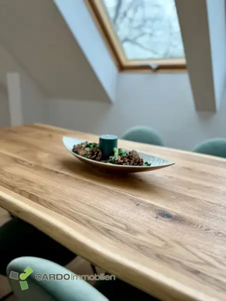 3 Zimmer Maissonettewohnung mit Garagenplatz, möbliert