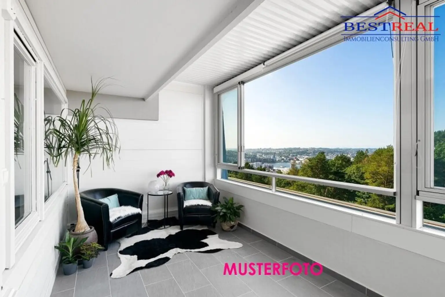 Wunderschöne Wohnung -Loggia-Garage, Pool, ...