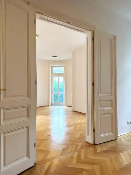 Charmanter Altbau in Gersthof - 4-Zimmer-Wohnung mit Garten in Zinsvilla