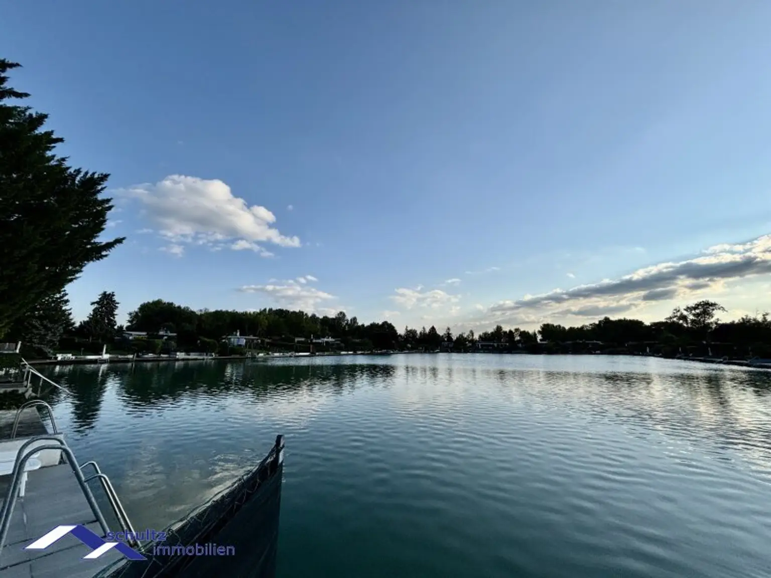 SCHULTZ IMMOBILIEN - Gemütlicher Bungalow beim See!