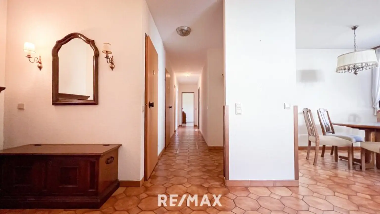 Bungalow - 4-Zimmer mit Pool und Sauna sowie privater Garten