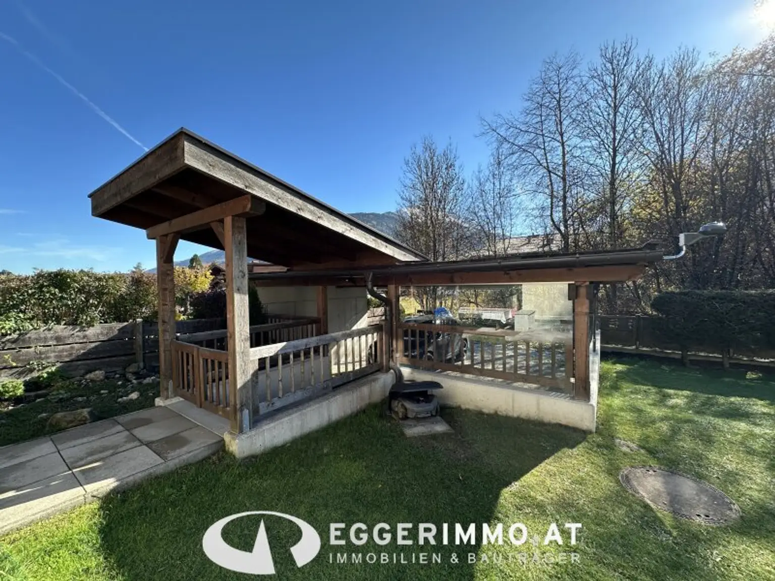 Spacious Detached House with Garconniere in Country House Style with Large Garden for Rent