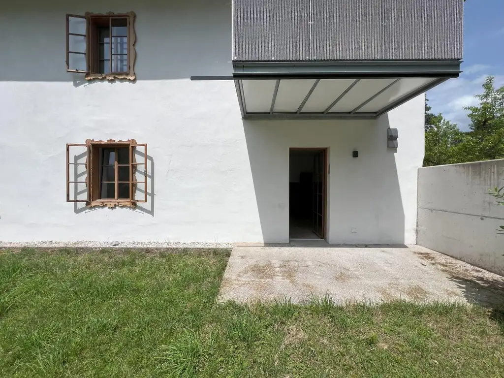 GARTENWOHNUNG - Modernes Wohnen im historischen "Herrenhaus" TOP 4