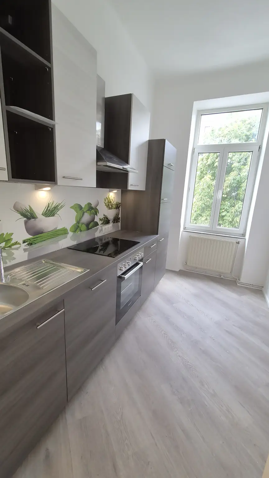 Neu sanierte Zwei Zimmerwohnung zu vermieten!
