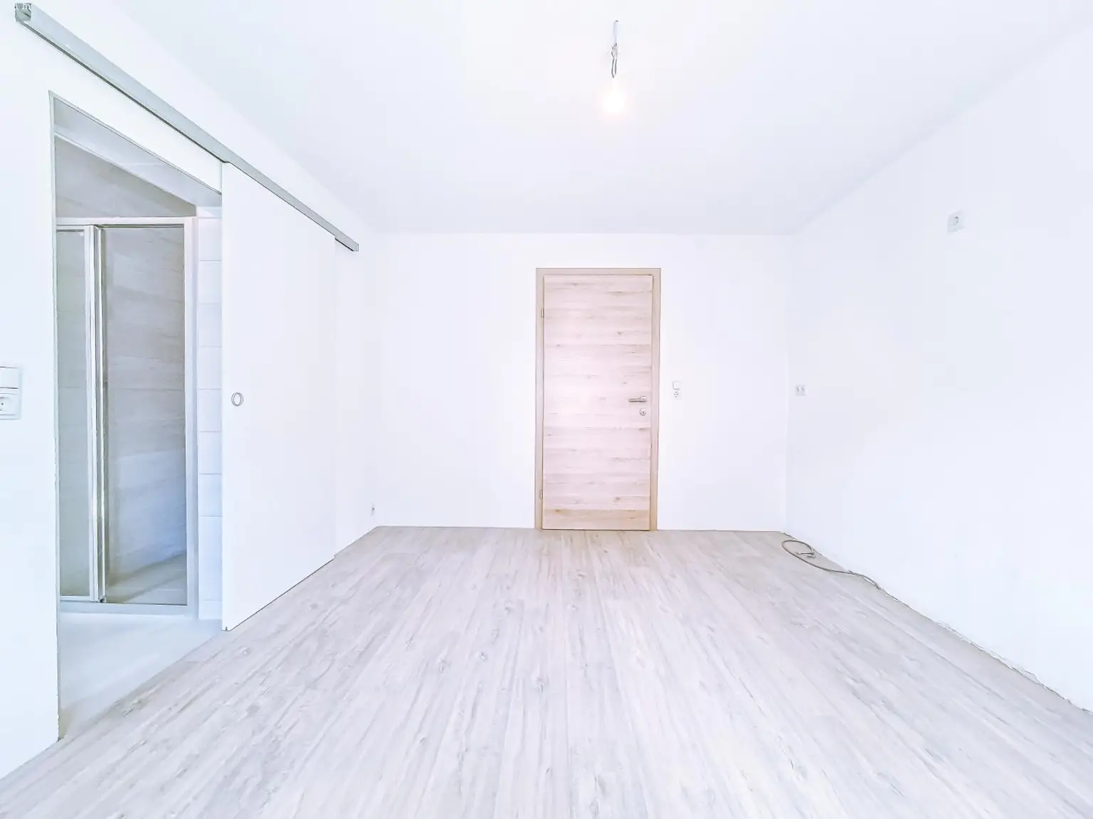Wohnung - Zimmer 1