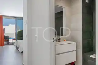 Villa-La-Caleta-Bathroom-Bedroom1-Tenerife