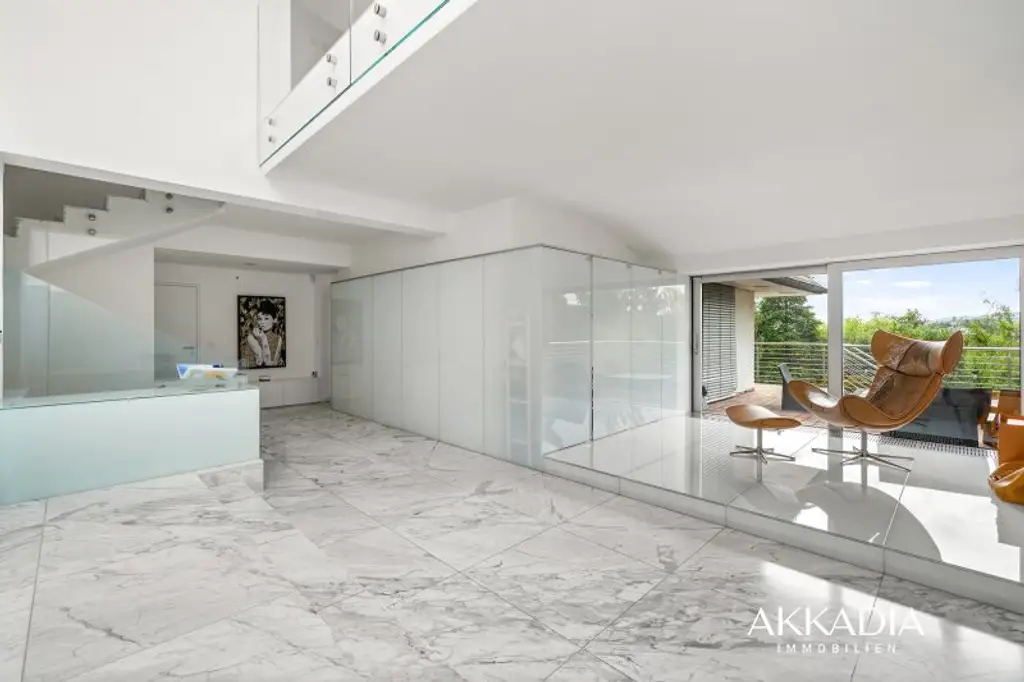 Außergewöhnlich futuristische Architektur mit "WOW"-Effekt und Indoor Pool in Liesing – The White Pearl