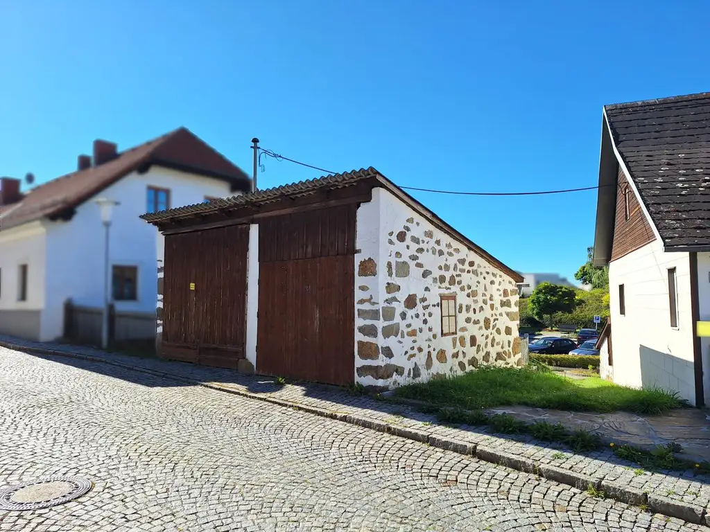Historisches Wohnhaus mit liebevoll erhaltenem Innenhof