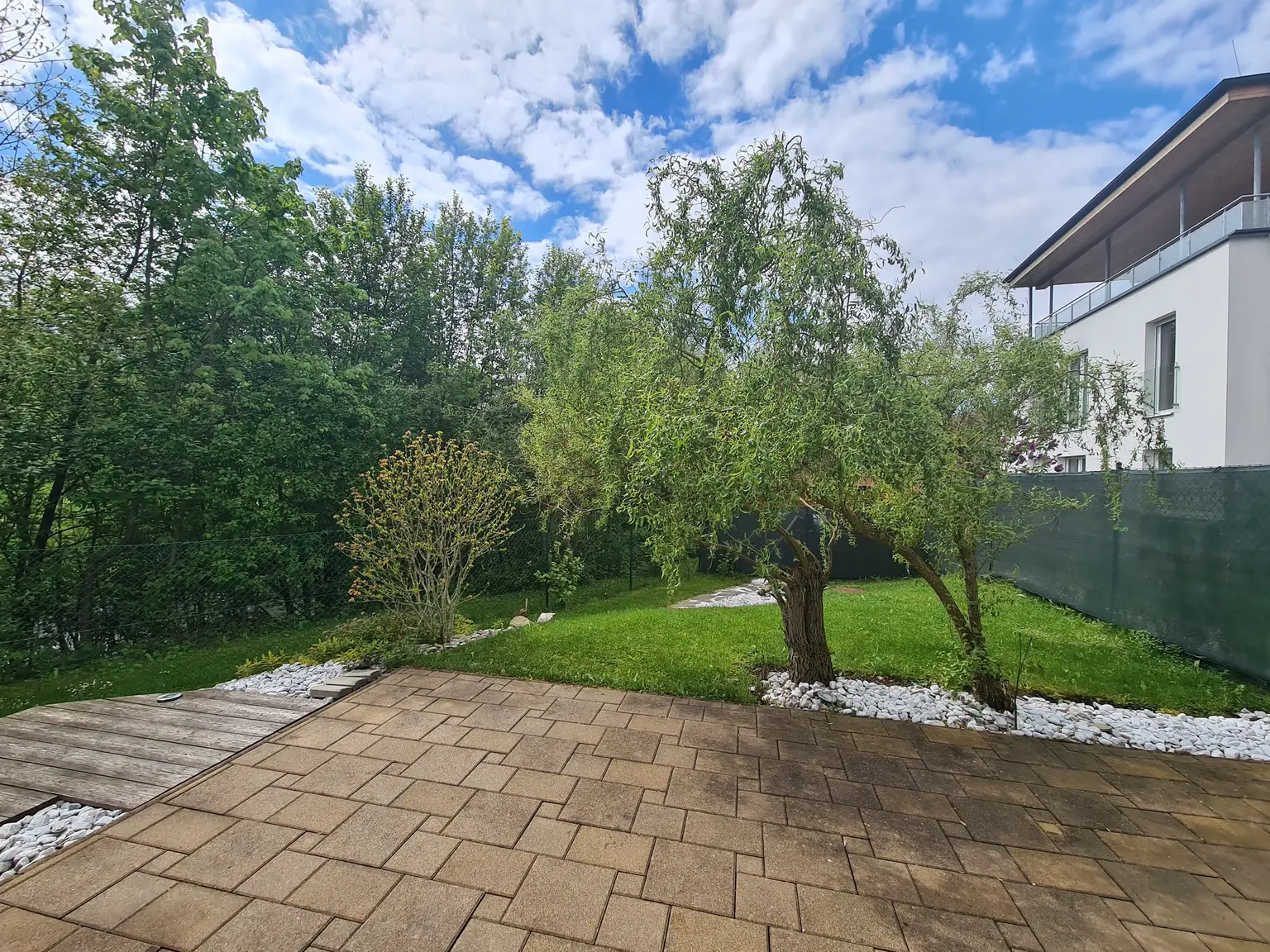 Schöne Maisonettenwohnung mit eigenem Garten!