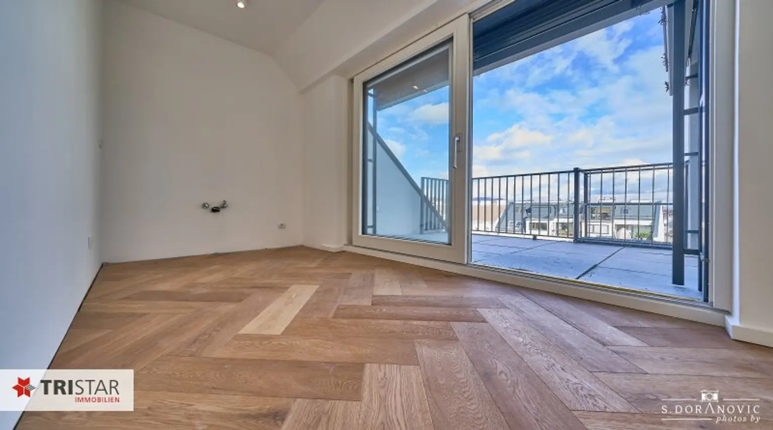 • NEU! • ERSTBEZUG • 4 EXKLUSIVE DACHGESCHOSSWOHNUNGEN • EIGENTUM • 1180 WIEN •