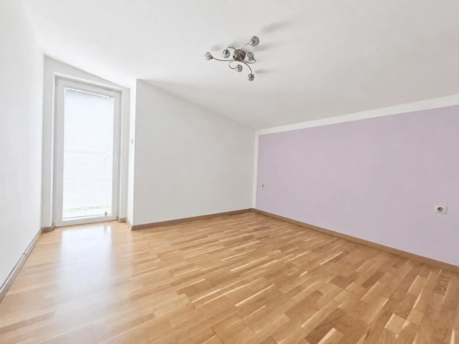 OG: Zimmer I