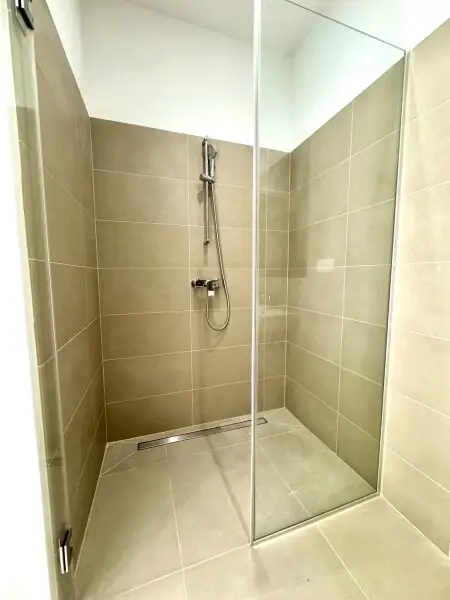 Top-Gelegenheit: Sanierte Altbauwohnung mit modernem Flair – ca. 41 m² in 1150 Wien