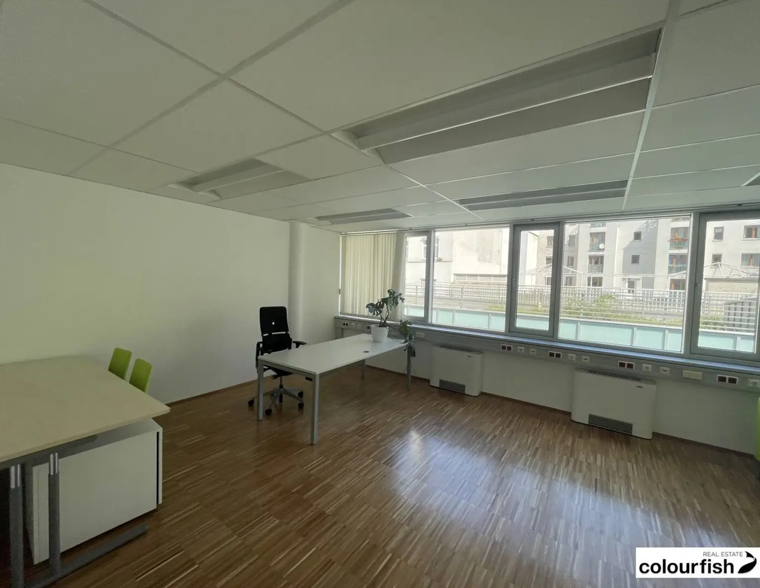 Modernes Kleinbüro in Döbling