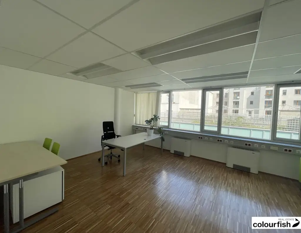 Modernes Kleinbüro in Döbling