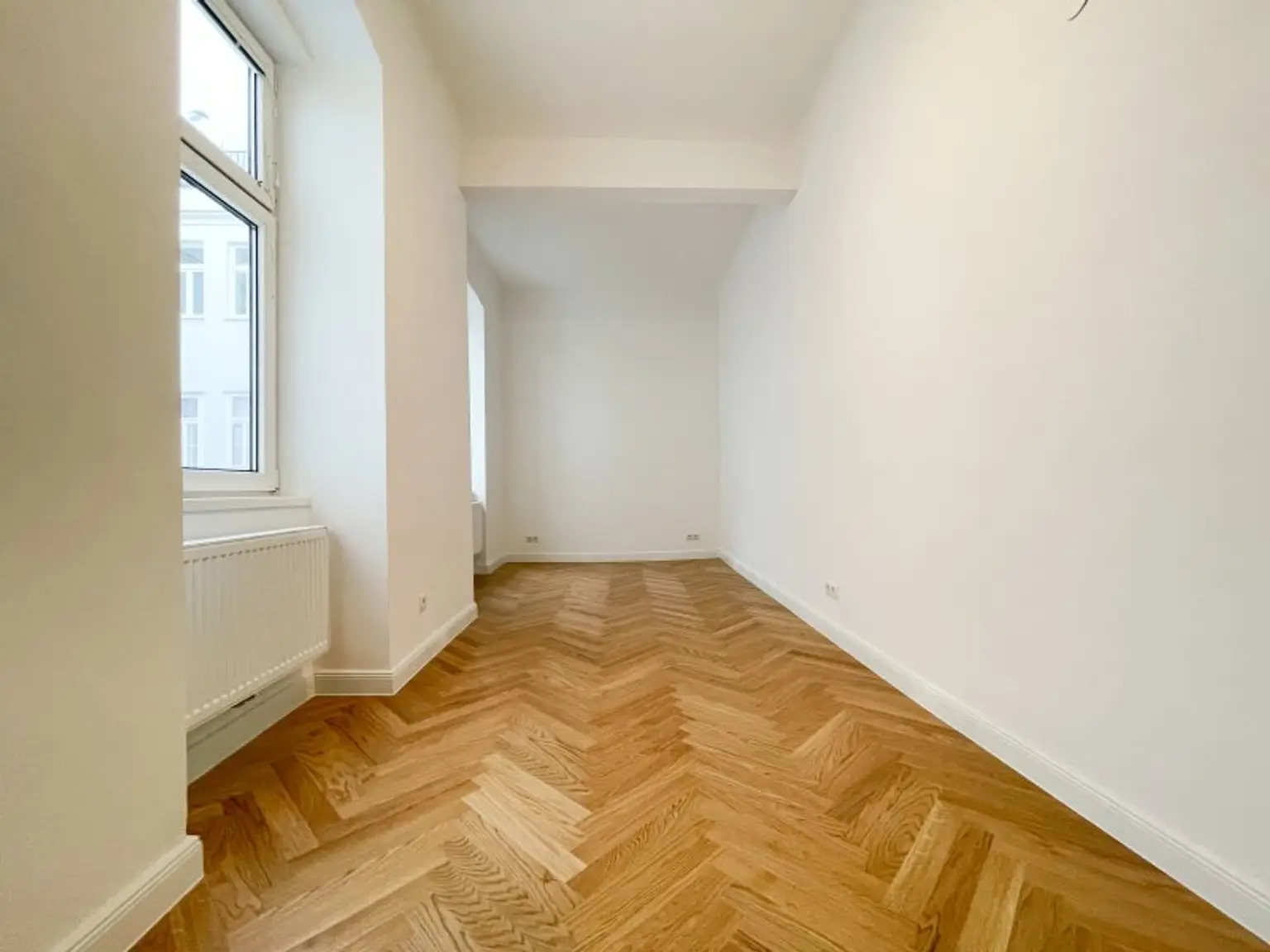 ALTBAU-TRAUM IN WÄHRING – 4 ZIMMER • LIFT & BALKON KOMMEN! • TOP LAGE HOFSTATTGASSE
