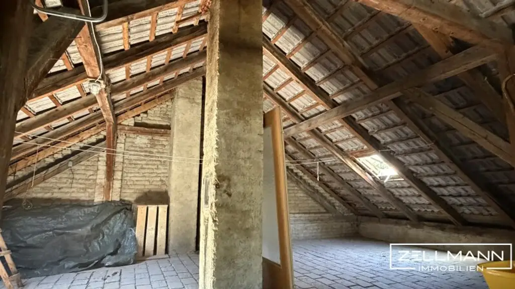 „Wohnen am Wienerwald: Charmantes Haus mit Erweiterungsmöglichkeiten“ | ZELLMANN IMMOBILIEN