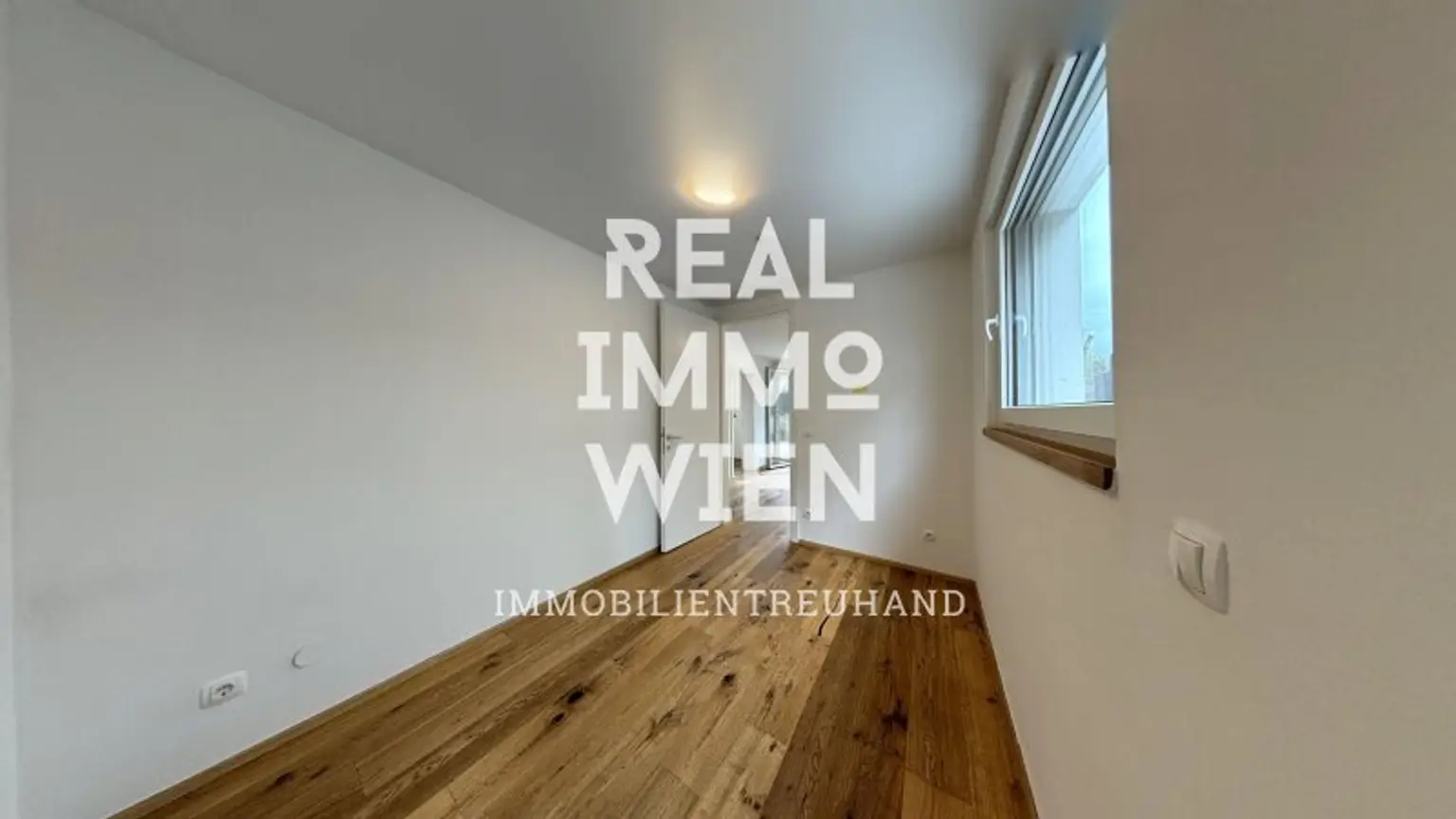 23. Bezirk!!! Zur Vermietung gelangt eine schöne Wohnung mit Terrasse!! 360° Grad Besichtigung!! Nähe U6 PERFEKTASTRAẞE!!