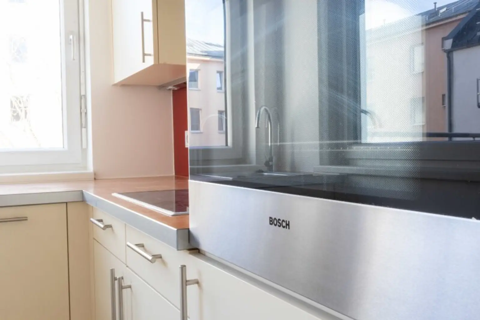 Gemütliche 3-Zimmer-Wohnung mit Balkon in 1100 Wien – Ihr neues Zuhause wartet!