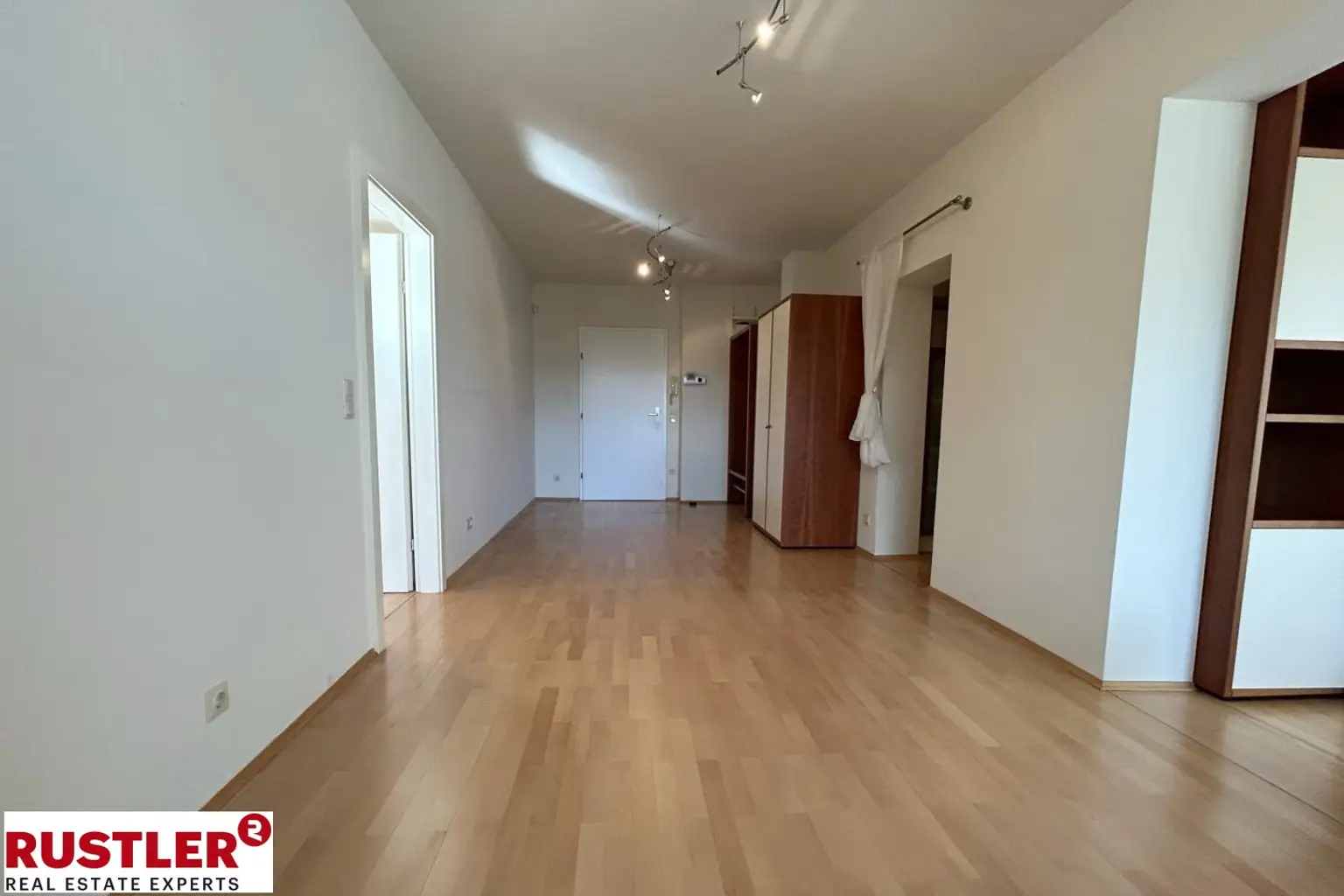 Eine Wohnung wie keine Zweite: Garten, Wohlgefühl und Größzügigkeit