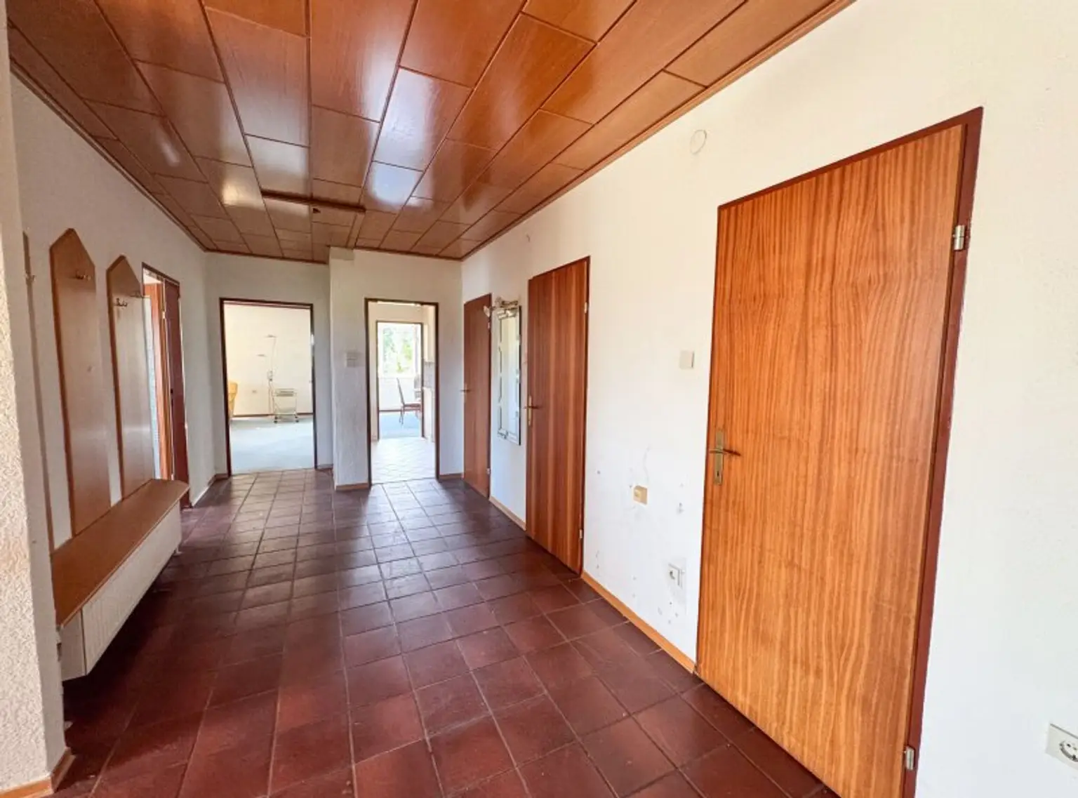 Einfamilienhaus in Pottendorf zu vermieten! Private oder gewerbliche Nutzung möglich! Arbeiterquartier!