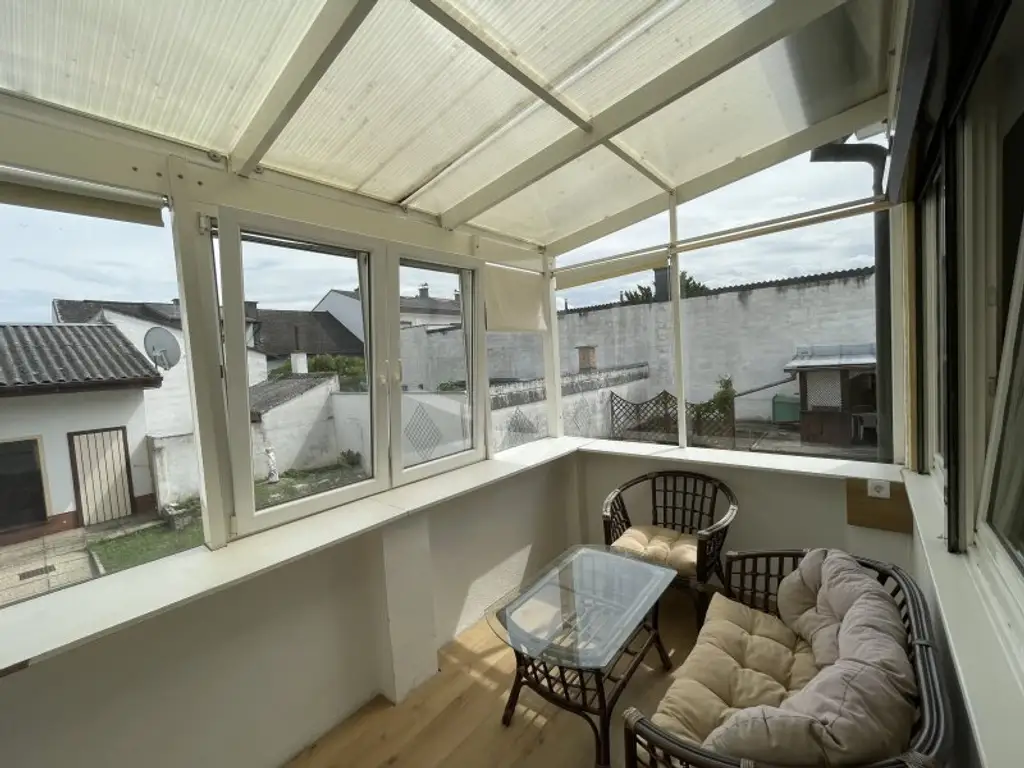GEPFLEGTES EINFAMILIEN-HAUS MIT GARTEN UND GARAGE - RUHELAGE!