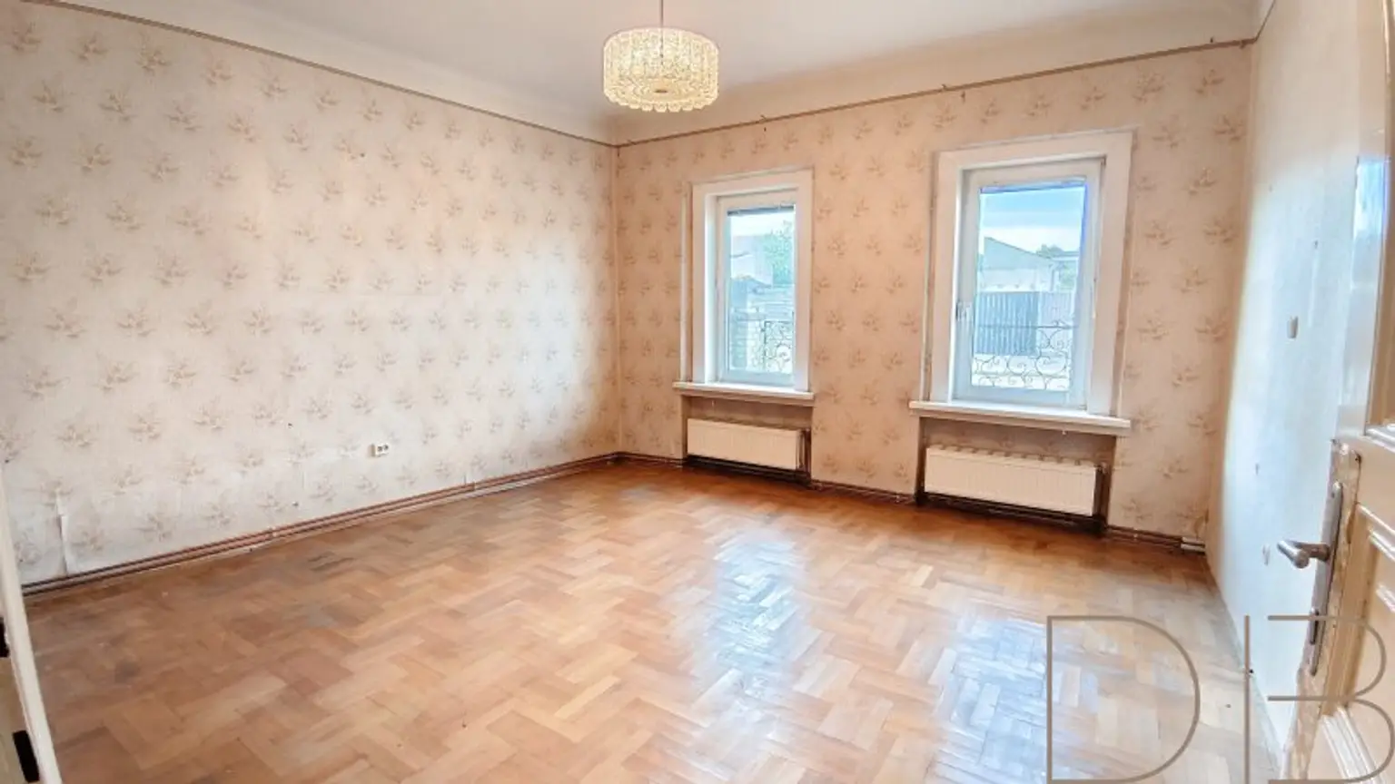 DB IMMOBILIEN | Großes Grundstück ° Bauland-Agrar Widmung ° mit viel Potenzial und sanierungsbedürftigem Haus zu kaufen!