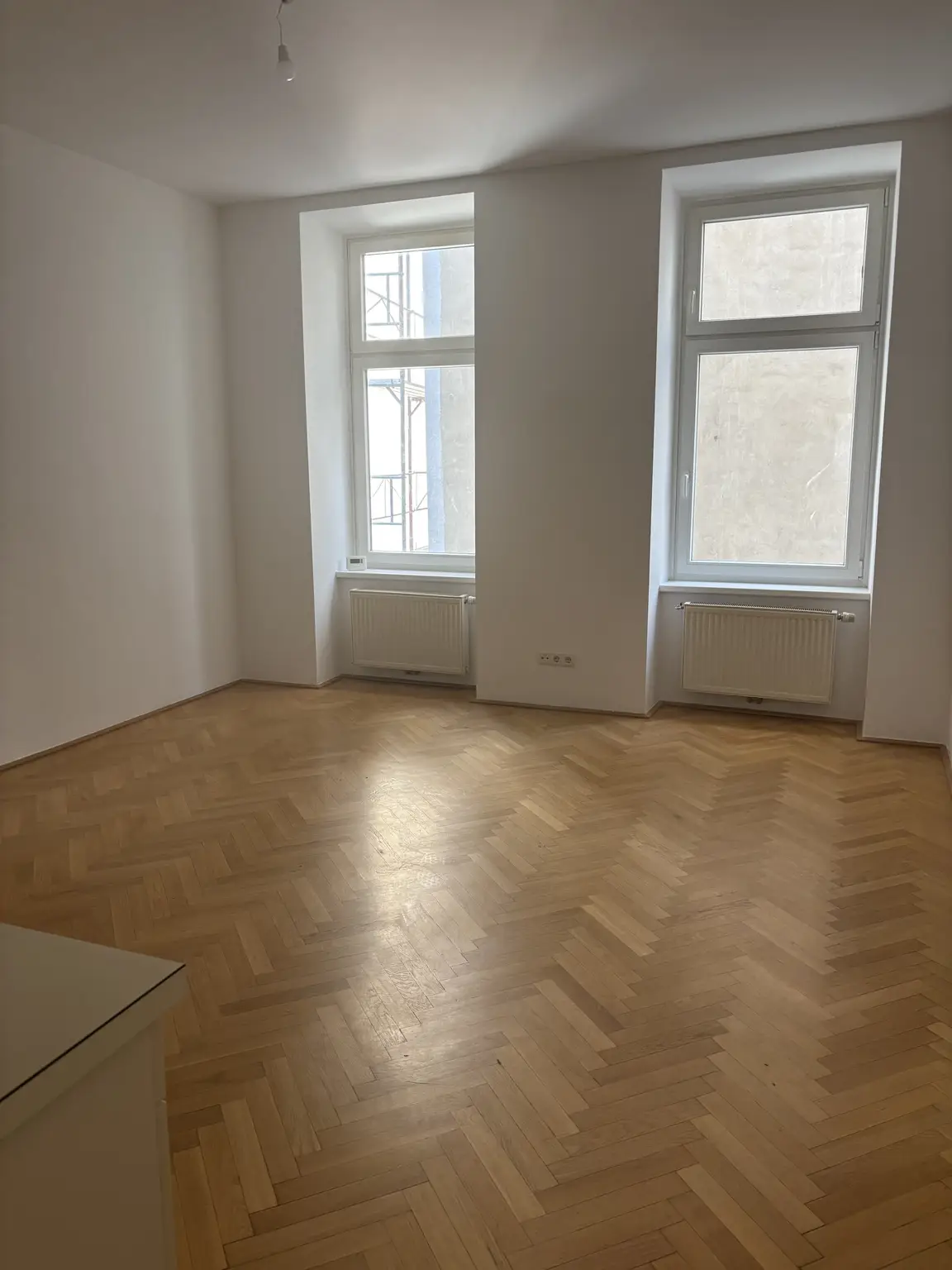 Sehr ruhiges  Altbauarpartment ca. 43m² in Toplage 1090 Wien !