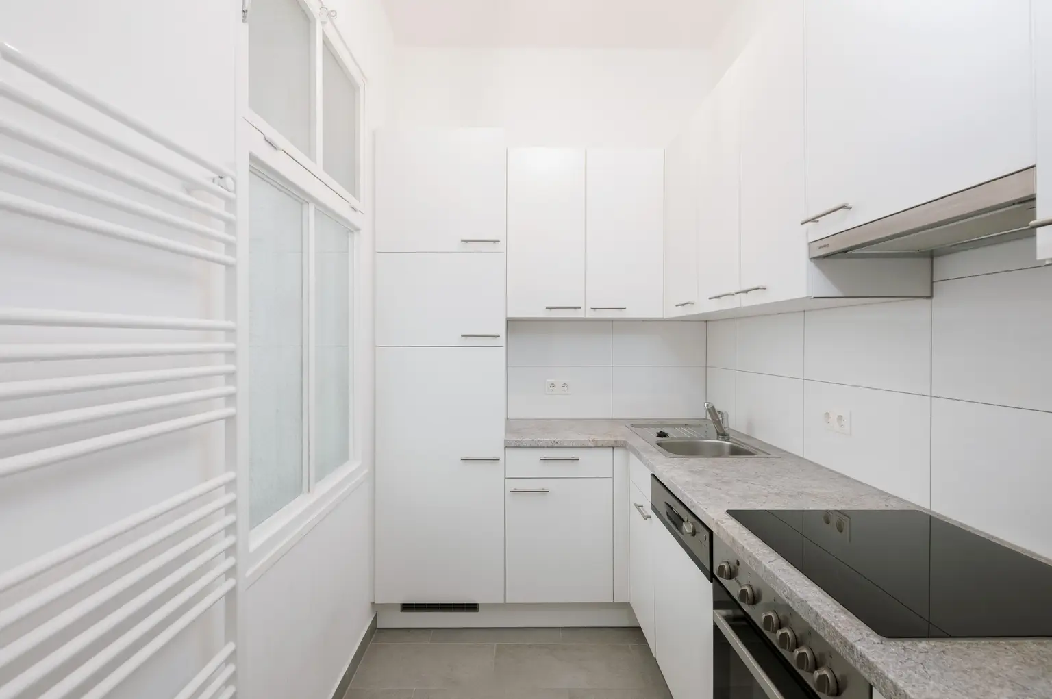 Sehr gepflegte 2 Zimmer Altbauwohnung in sehr guter zenraler Lage von Döbling!