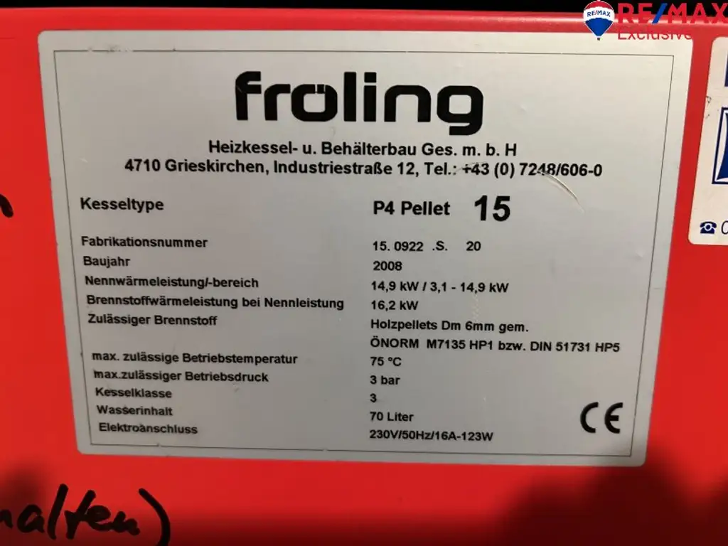 Der Hohen Wand und dem Schneeberg so nah! Sanierungsbedürftiges Einfamilienhaus mit Garten und Garage!