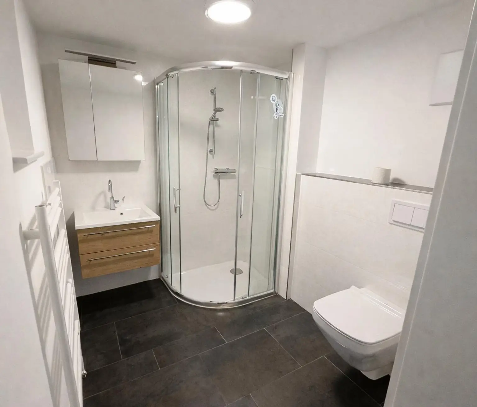 Bad Toilette Einlegerwohnung