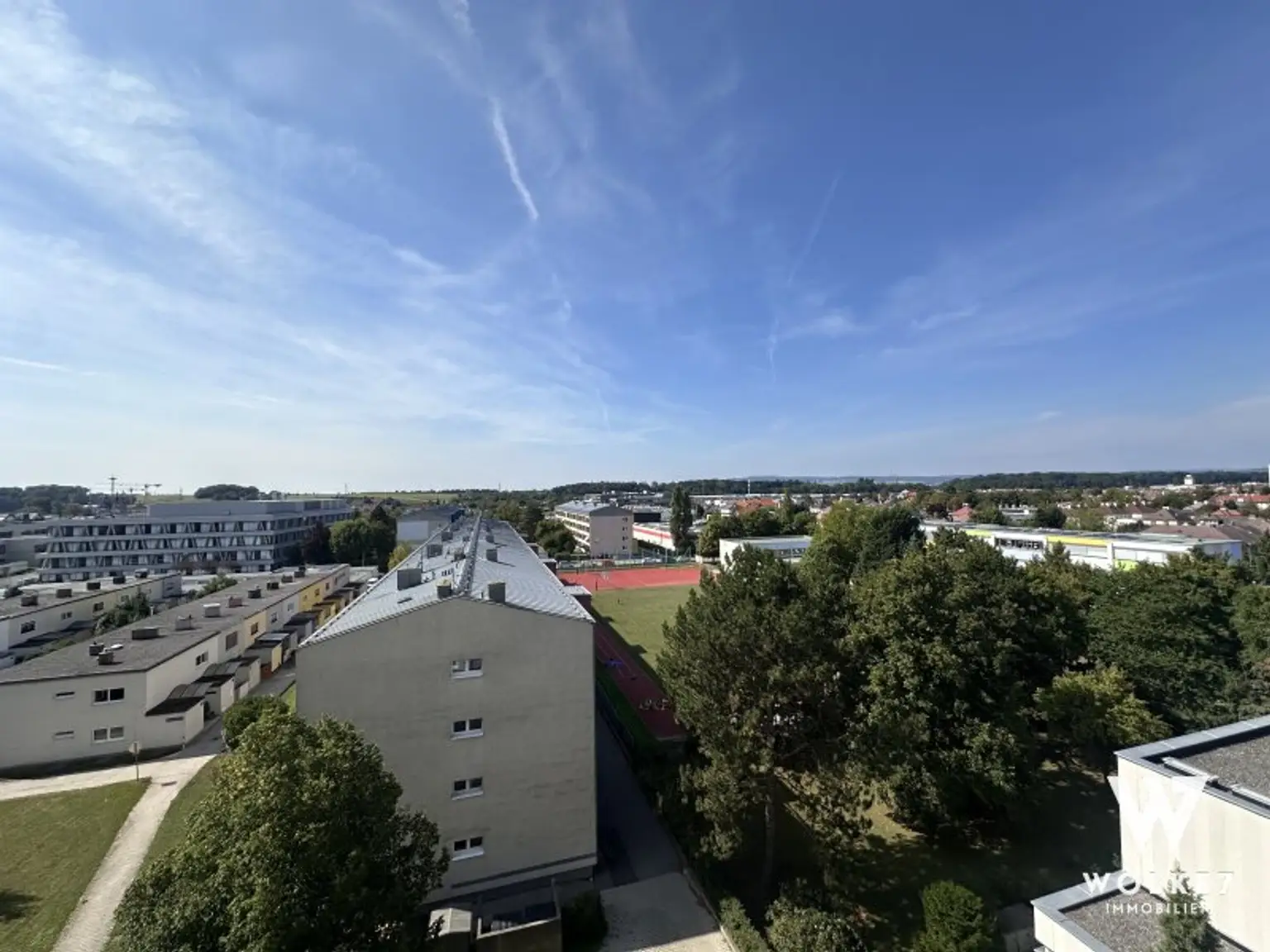 Gepflegte Neubauwohnung mit West-Balkon und Garage