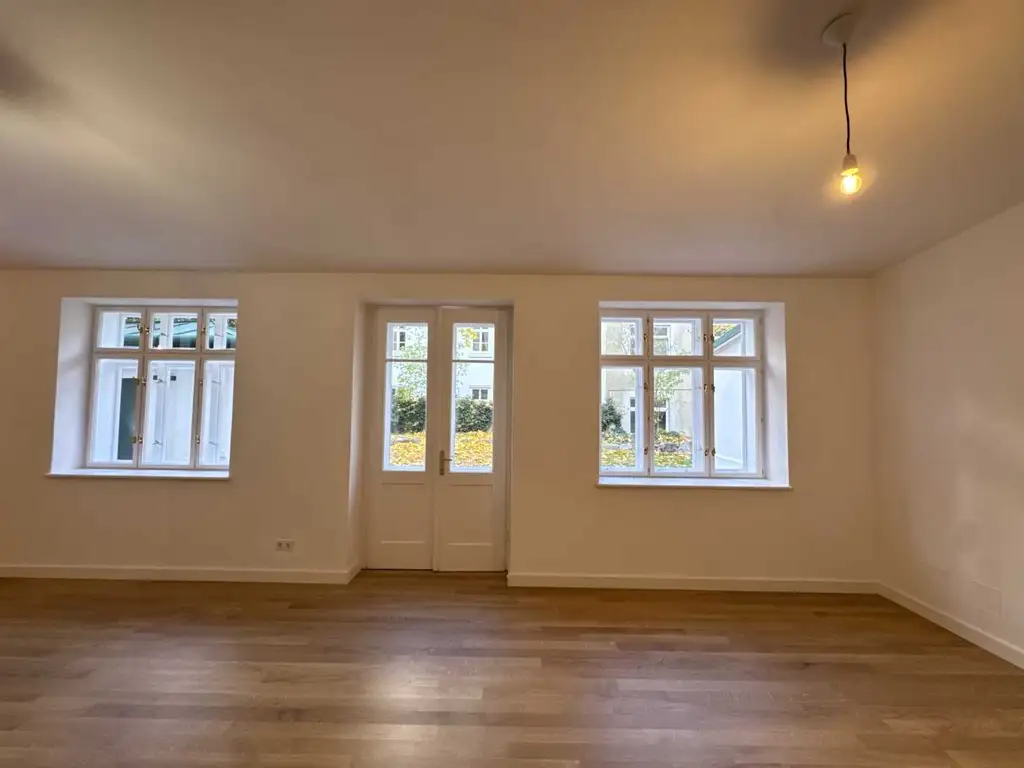 Frisch generalsaniertes Hofgebäude zu mieten!