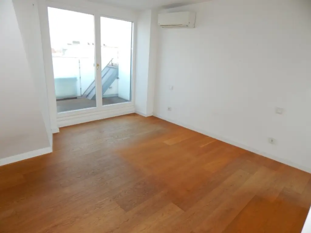 Wohntraum helle und ruhige Dachterrassenwohnung mit Fernsicht