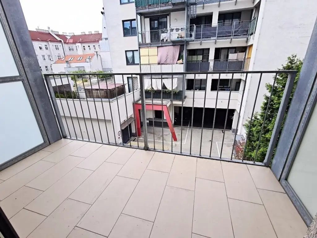 U1-NÄHE, gepflegte 68 m2 Neubau inkl. 4 m2 Loggia, 2 Zimmer, Wannenbad, Parketten, 2. Liftstock, Humboldtgasse
