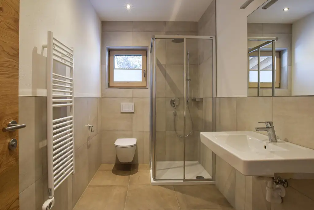 Provisionsfrei! 2-Zimmer-Erdgeschoss-Wohnung in ruhiger, sonniger Lage mit großer Terrassse