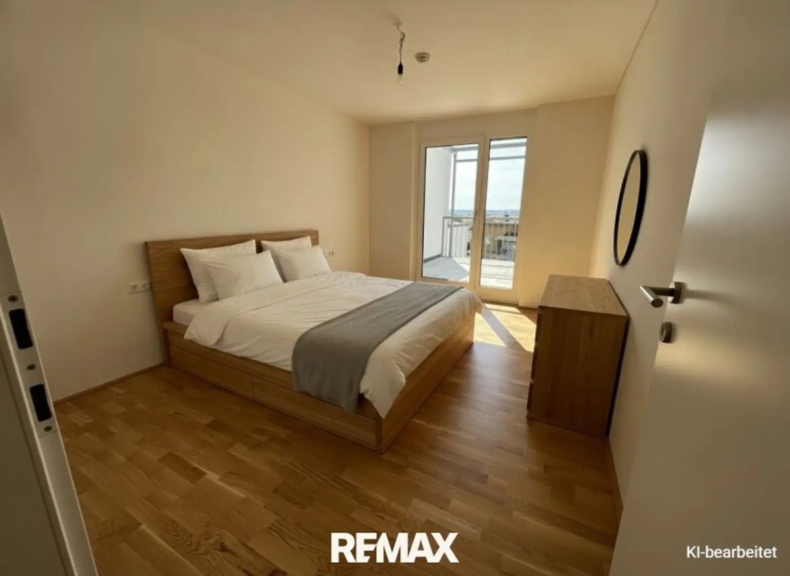 Zimmer 1 OG