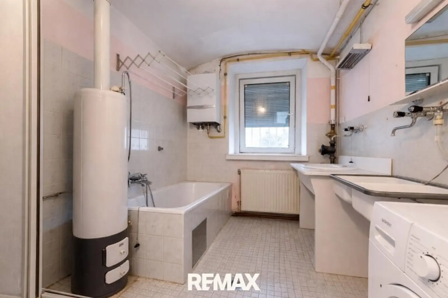 Souterrain, Badezimmer Iststand