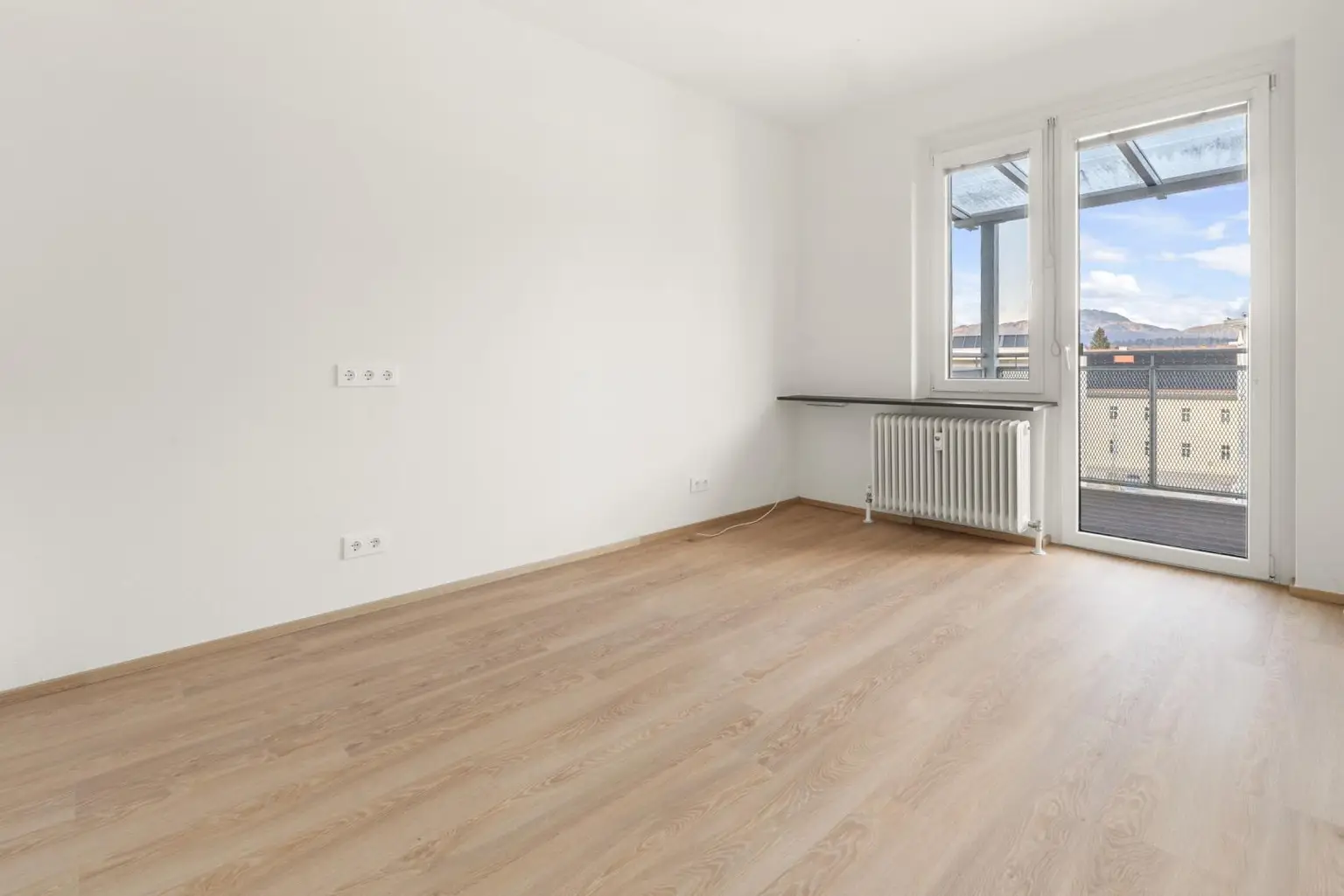 Küche mit Zugang Balkon