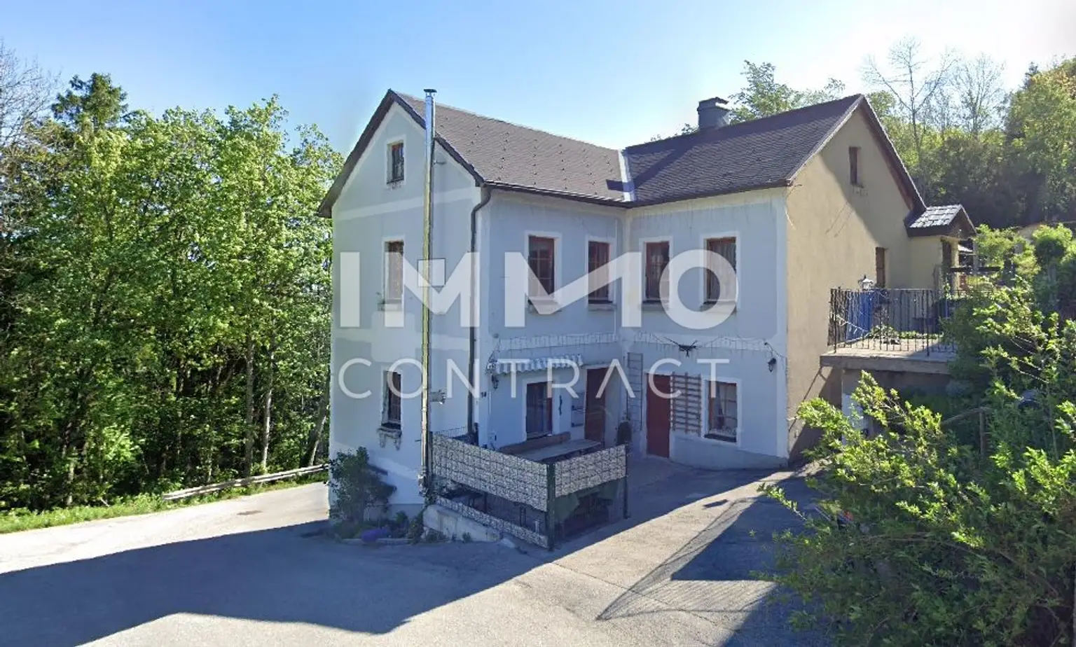 Mehrfamilienhaus in Puchenstuben
