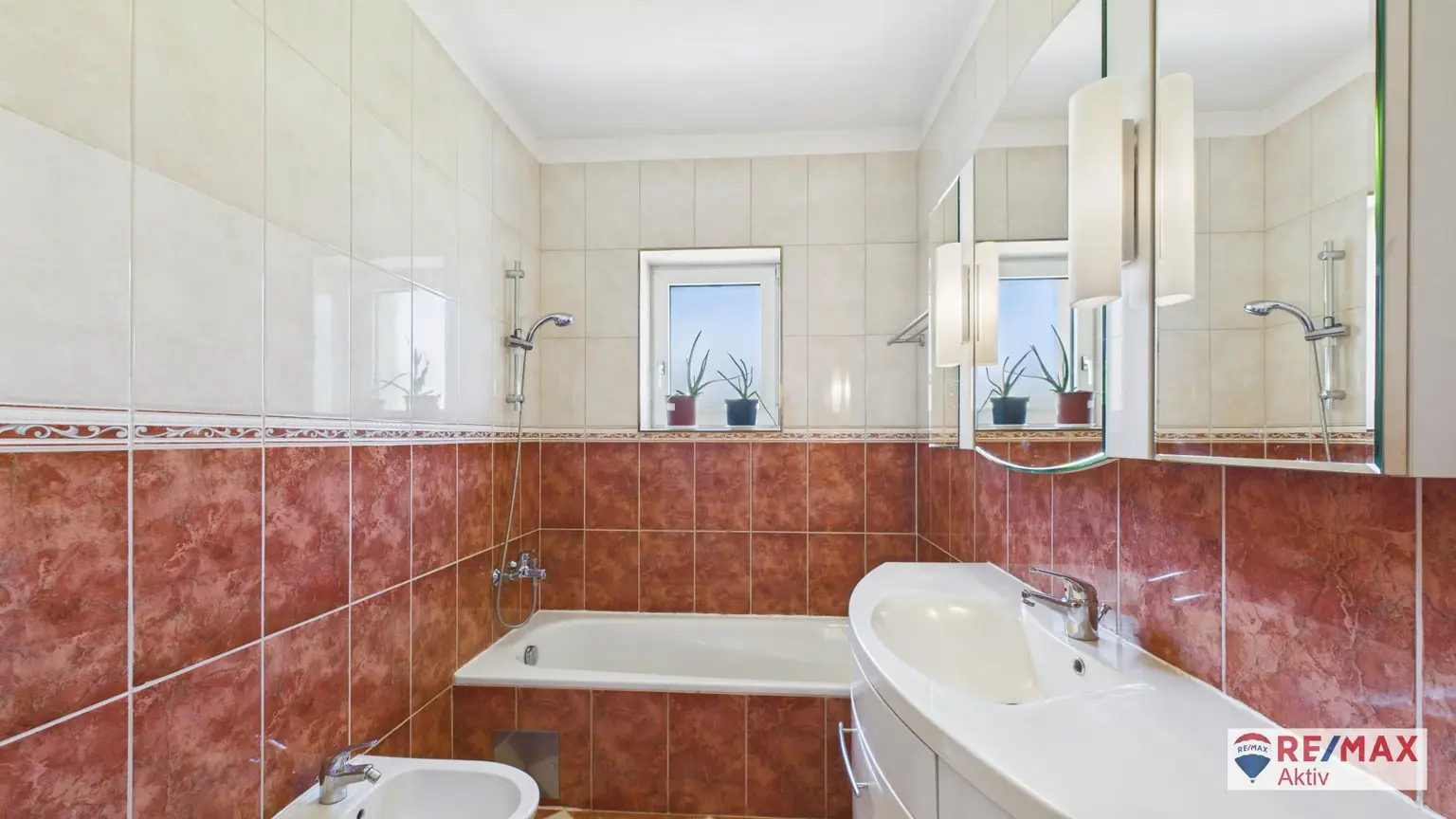 Einmalige Gelegenheit – Leistbares Haus mit Traumgrundstück & Weitblick