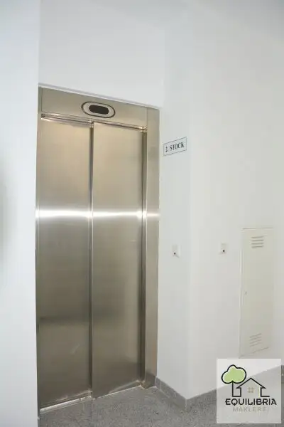 1170 WIEN - NÄHE METROPOL - TOP 3-ZIMMER-WOHNUNG MIT GROSSER TERRASSE (13 m²)