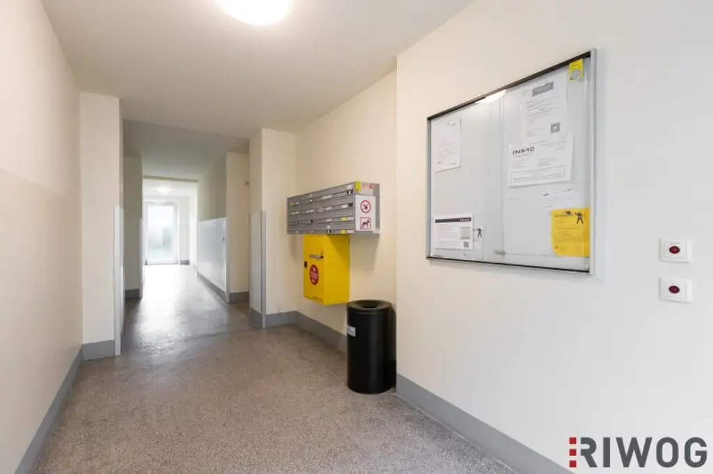 SEHR RUHIG // TOP LAGE NAHE U-BAHN // Sanierungsbedürftig